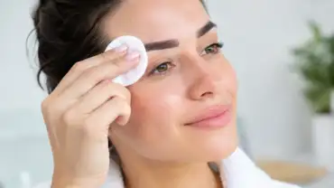 How to Clean Tattooed Brows Safely After Treatment